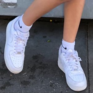 white nike air force 1